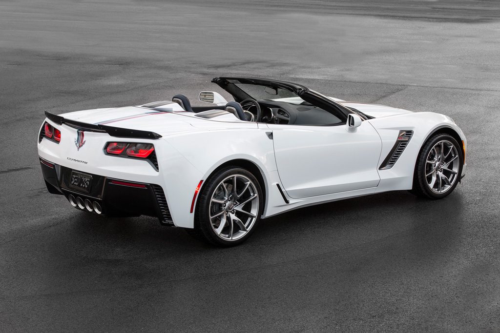 2016 Corvette Arctic White Twilight Blue Design Package