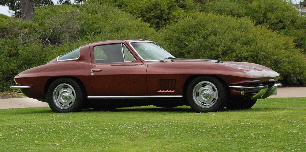 1967 Corvette Coupe in Marlboro Maroon
